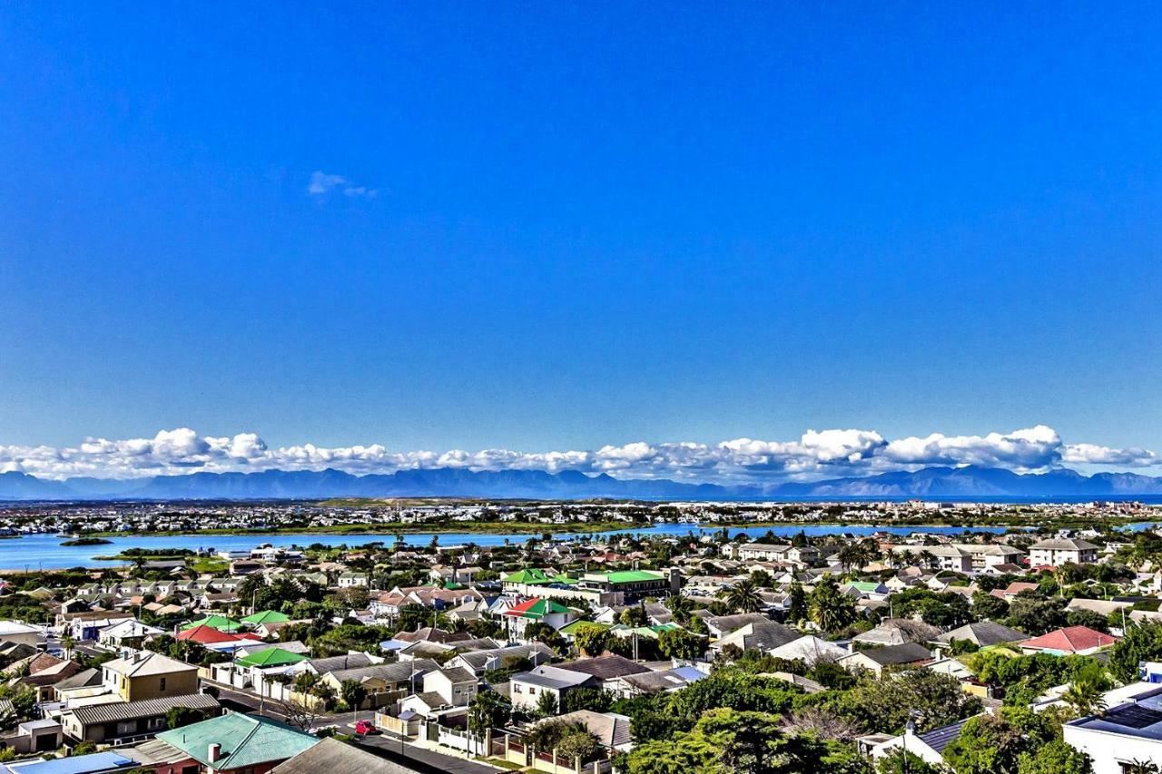 Lakeside Lodge Muizenberg Exterior photo