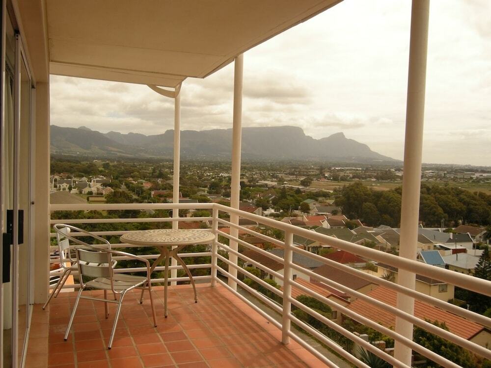 Lakeside Lodge Muizenberg Exterior photo